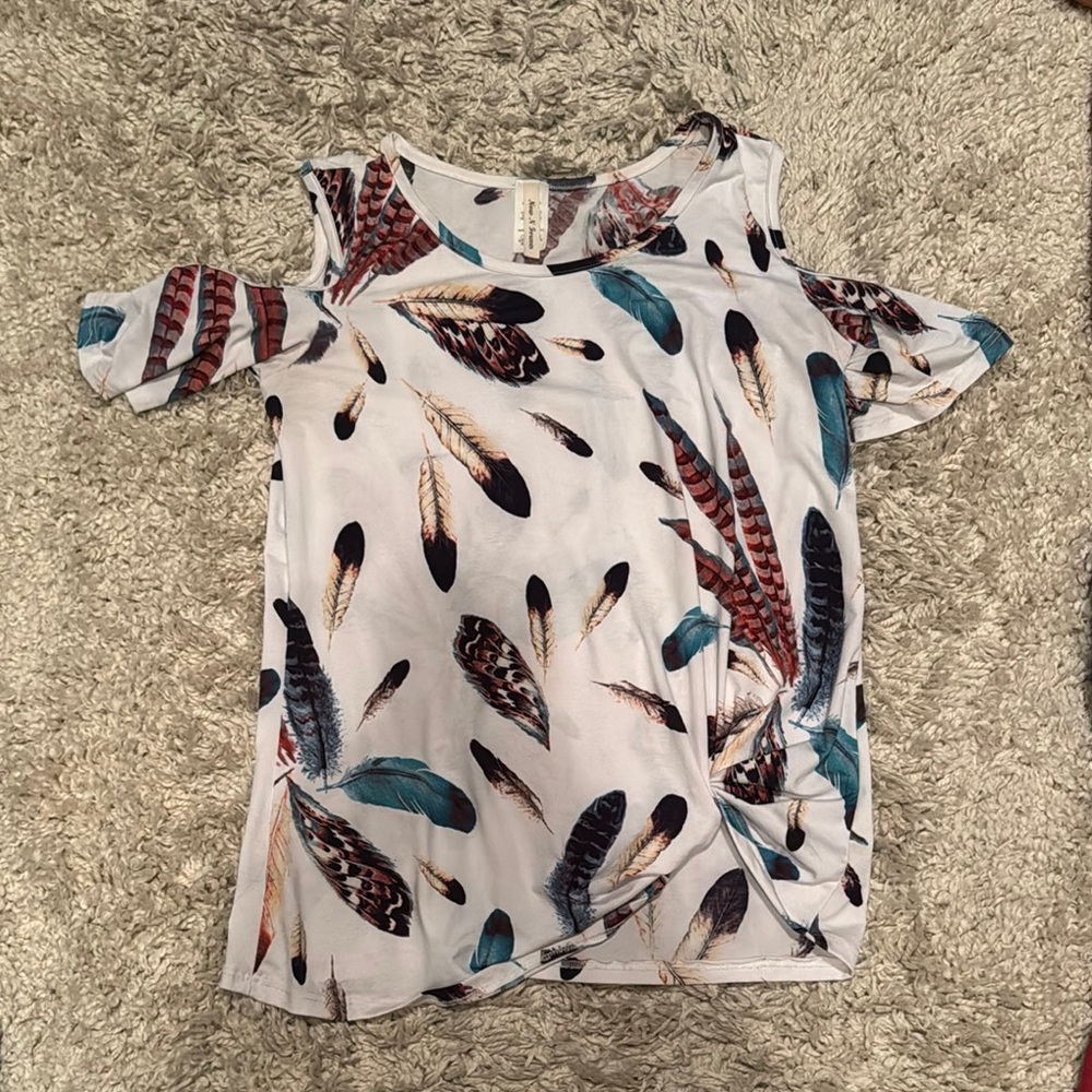 Feather Print Cold Shoulder Top